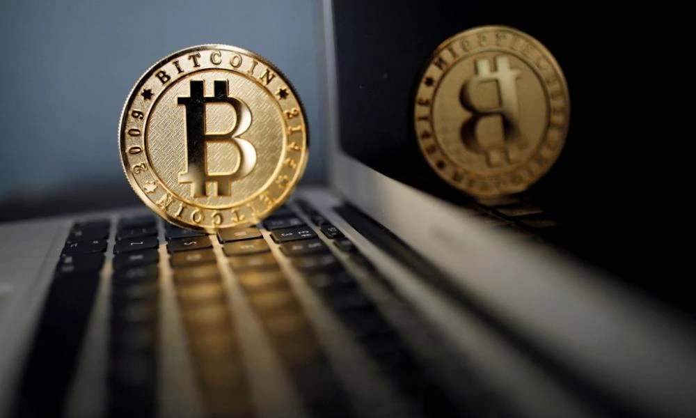 "Κατρακύλα" για το Bitcoin – Υποχώρησε έως τα 20.834 δολάρια